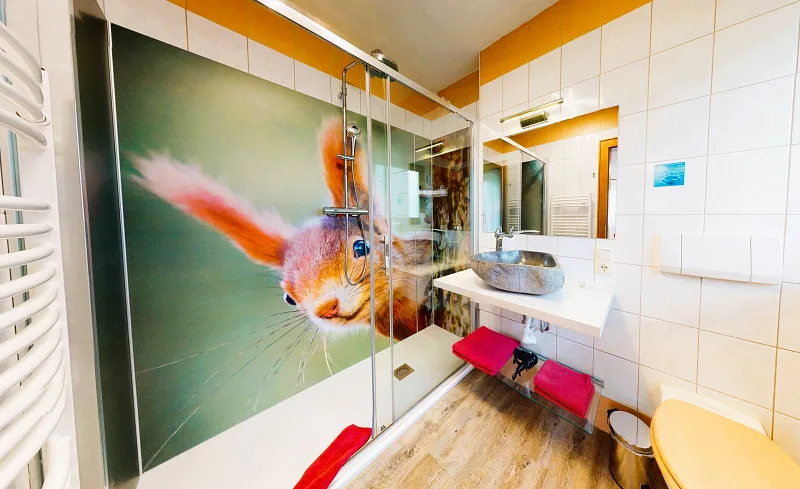 Dusche im Doppelzimmer 25